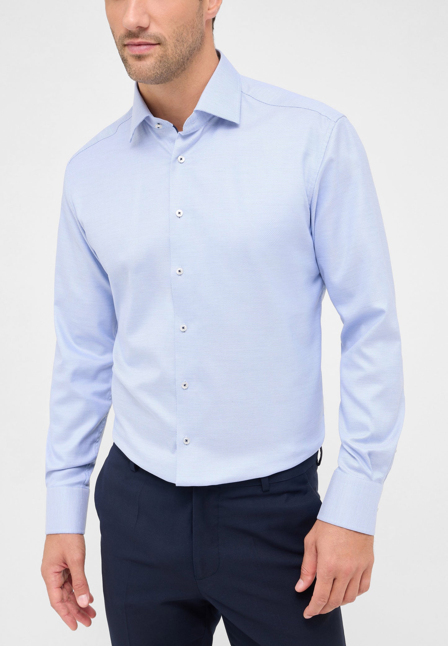 Structured Twill Modern Fit
