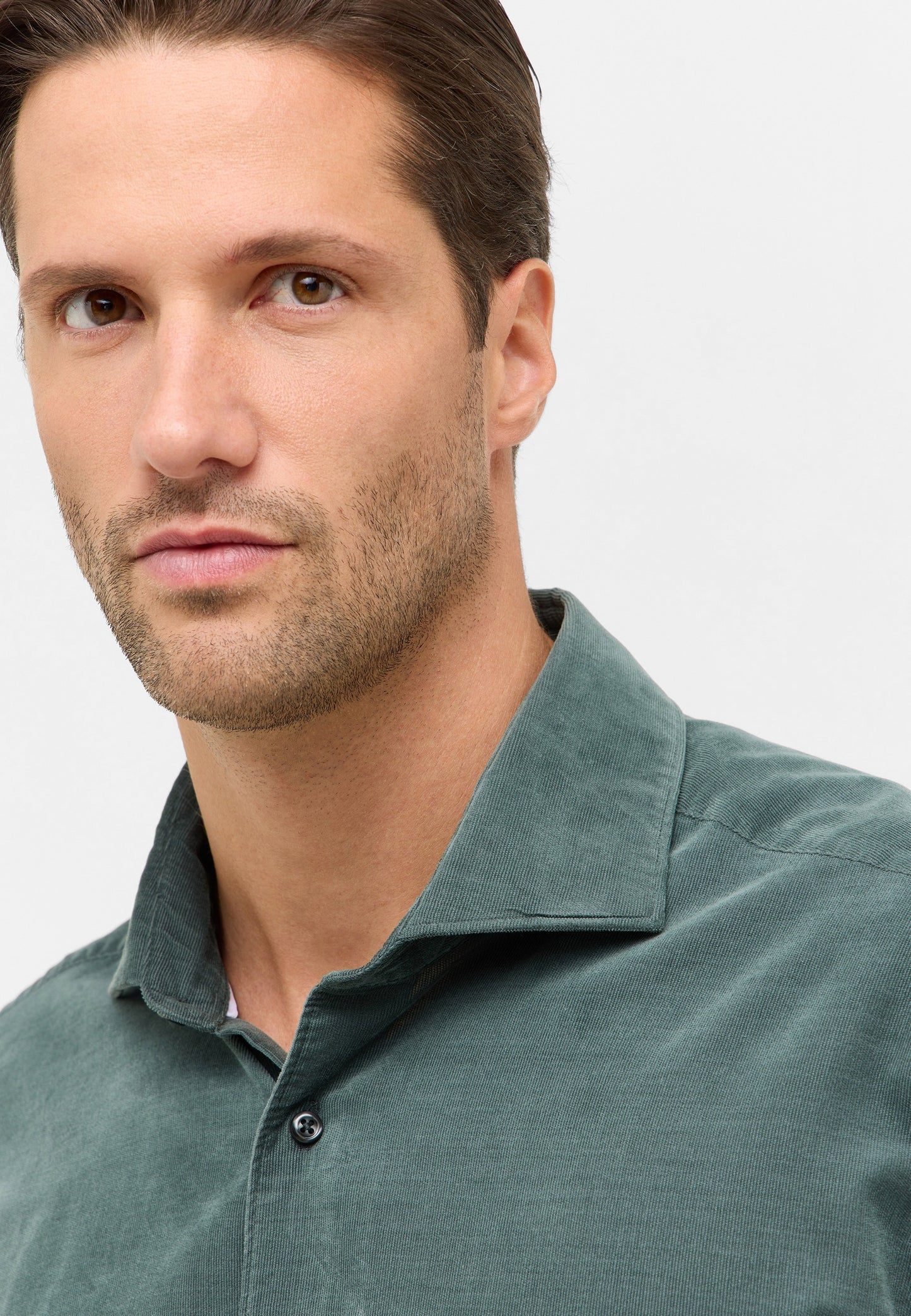 Soft Tailored Micro Cord Modern Fit