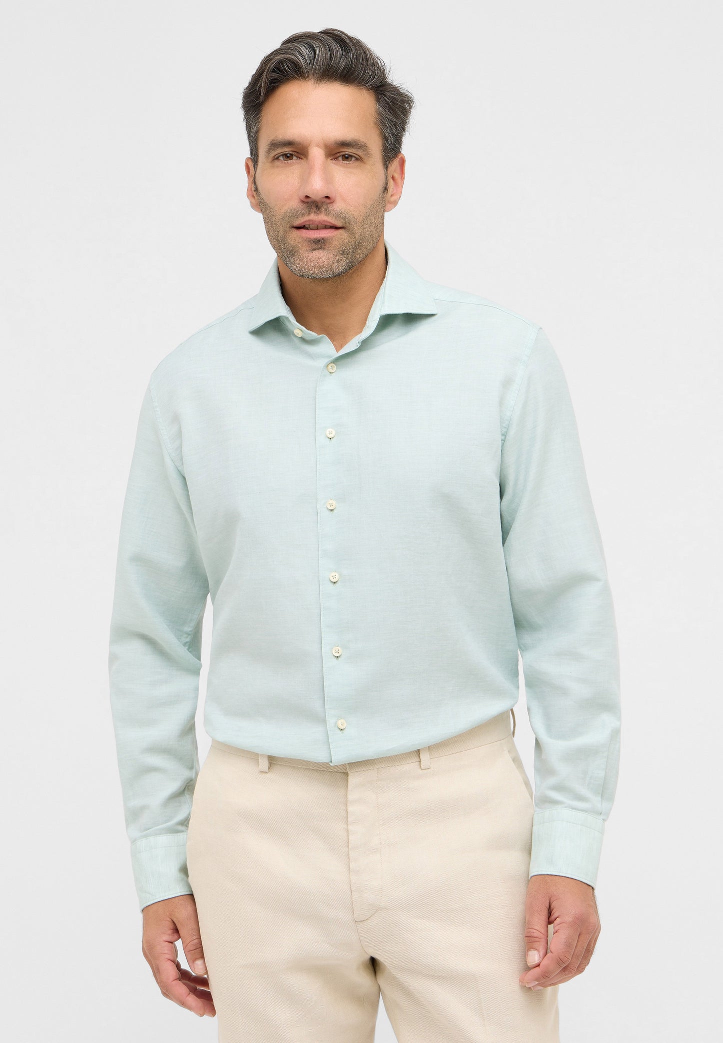 Soft Tailoring Cotton/Linen Twill Modern Fit