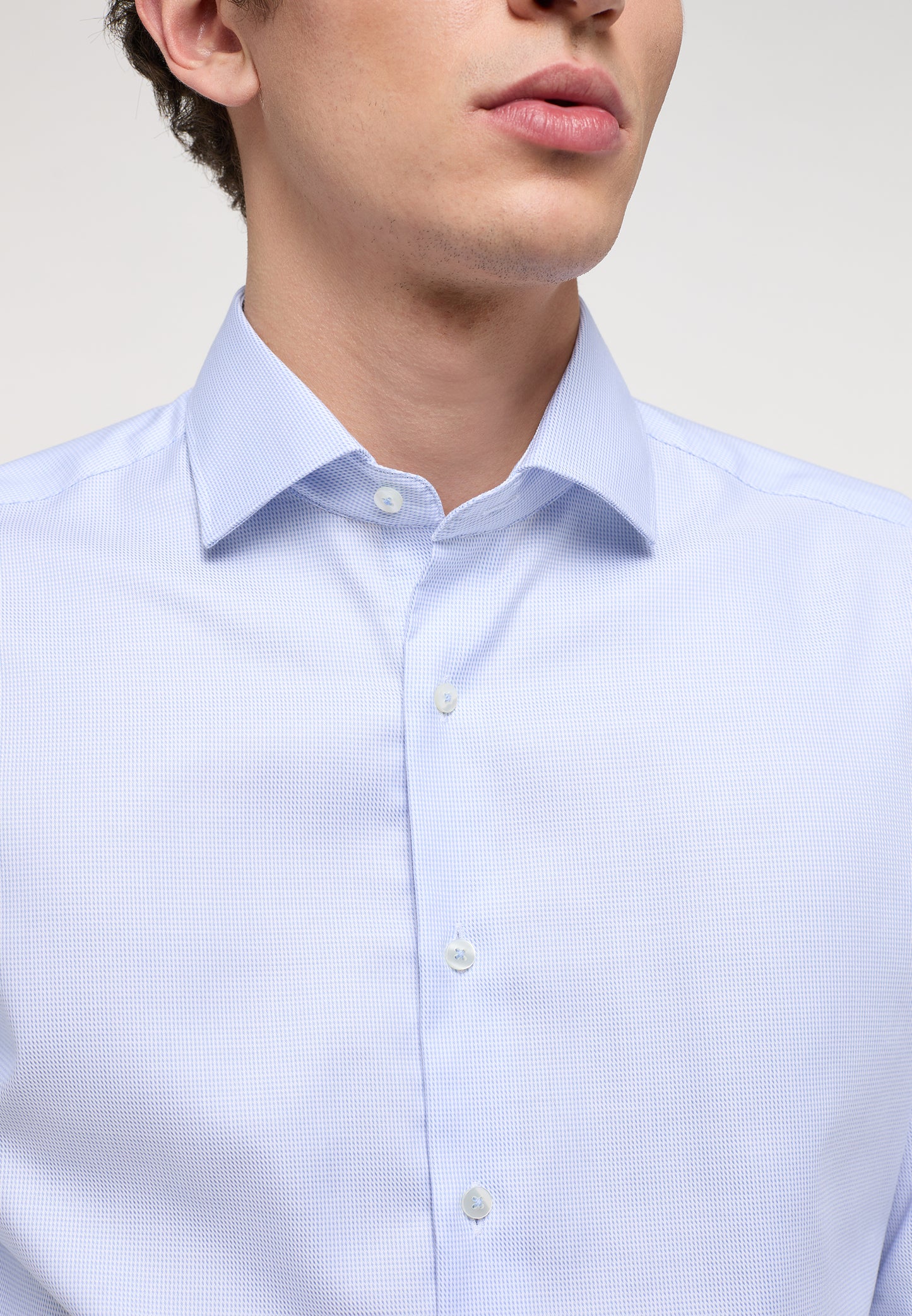 Structured Twill Slim Fit